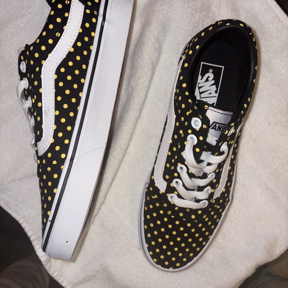 Vans Black Sneakers with Yellow Polka Dots - Picture 3 of 6